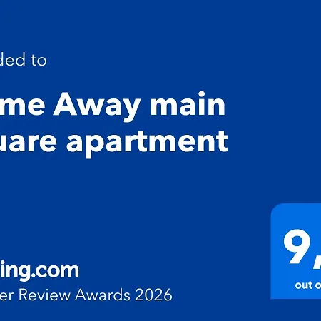 Home Away Main Square Apartment - Sleeps 6 - Ac - Balcony - Coffee Machine - Washer - Kitchen - Parking * 波普拉德