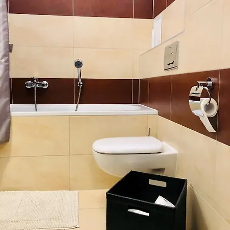 Away Main Square * بوبراد